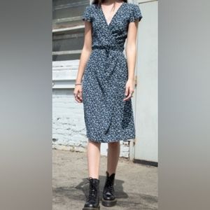 Brandy Melville Robbie Midi Dress
